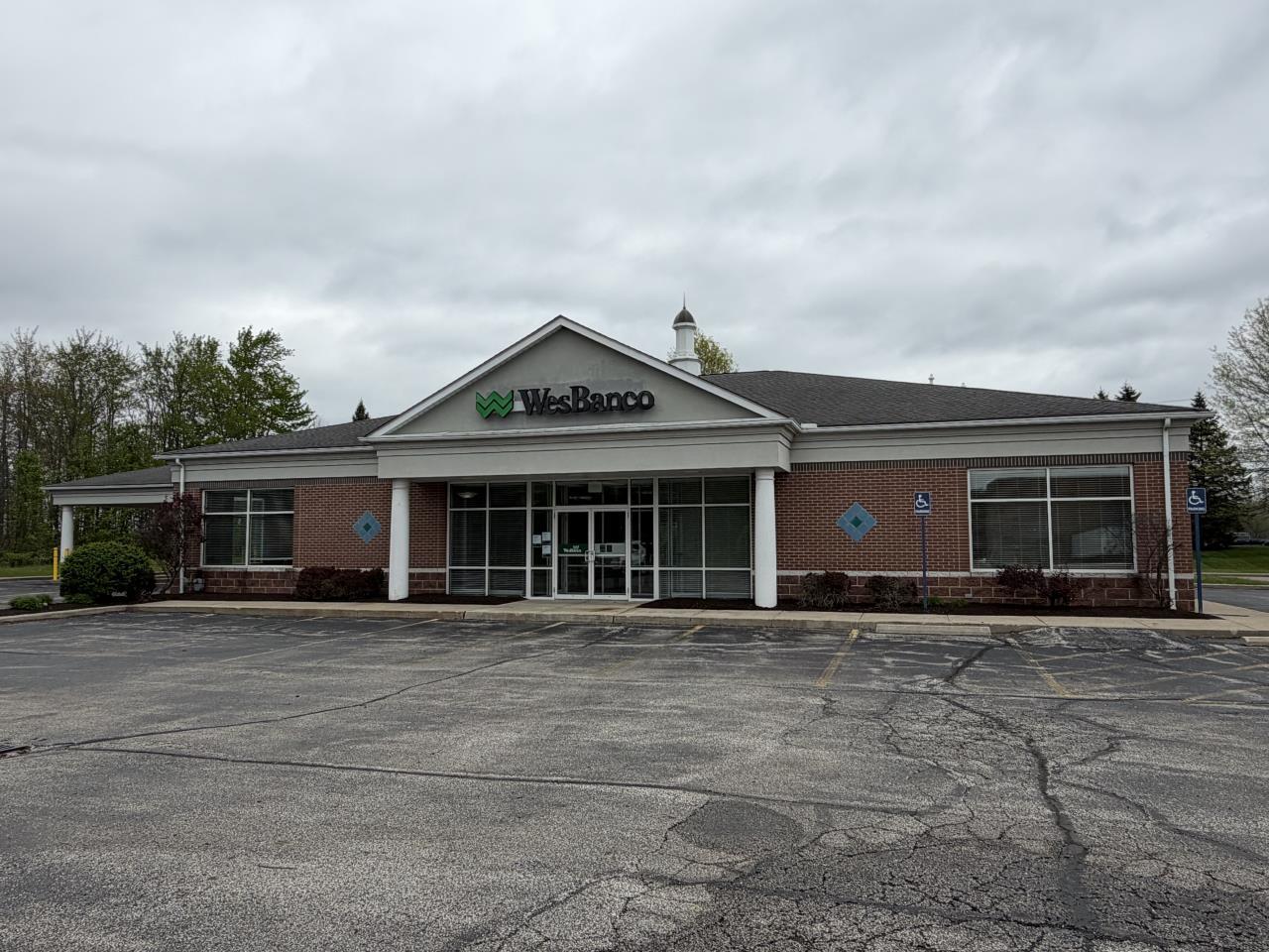 7075 Aurora Rd, Aurora, OH for Sale