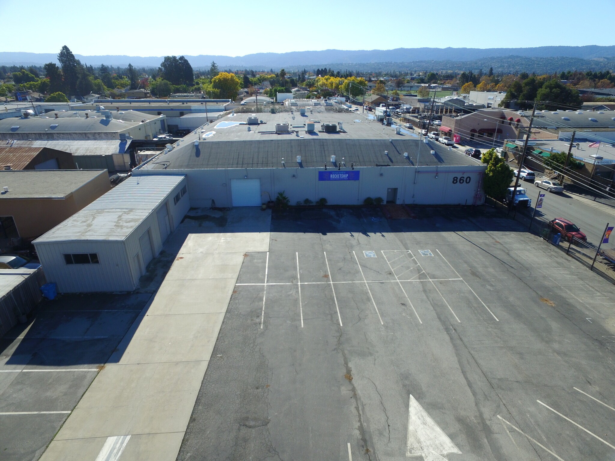 860 Charter St Redwood City, CA 94063 Industrial Property for Lease