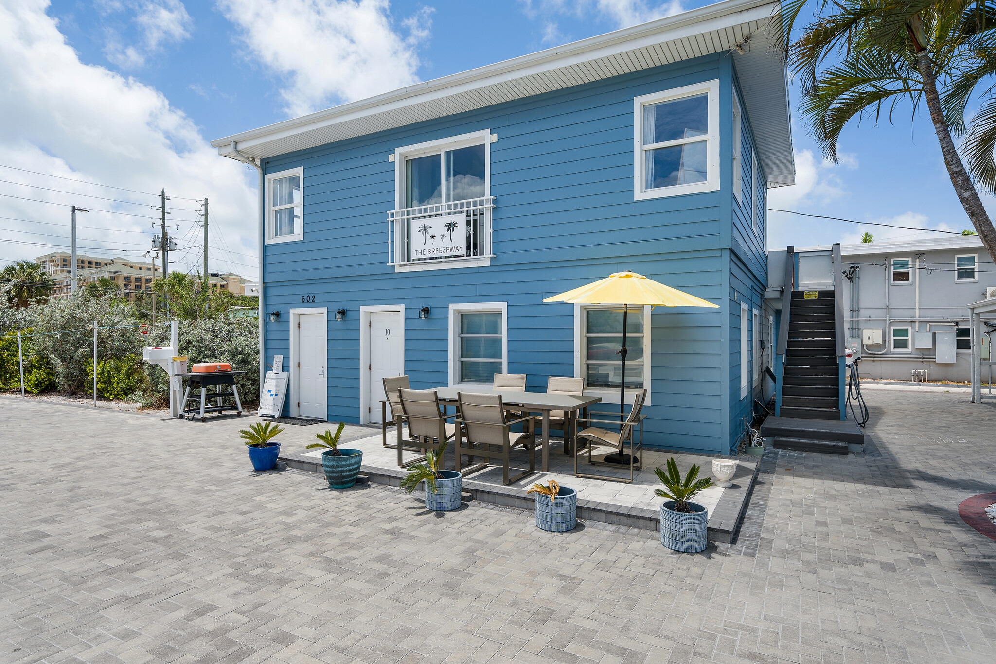 602 Poinsettia Ave, Clearwater Beach, FL for Sale