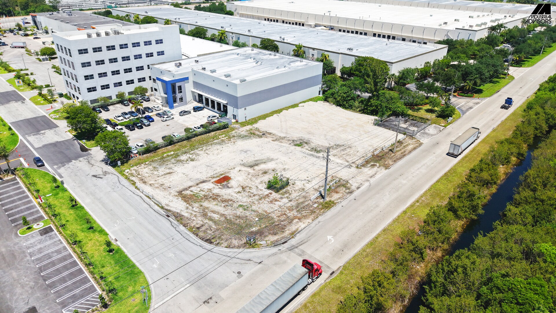 11501 NW 124th St, Medley, FL for Sale