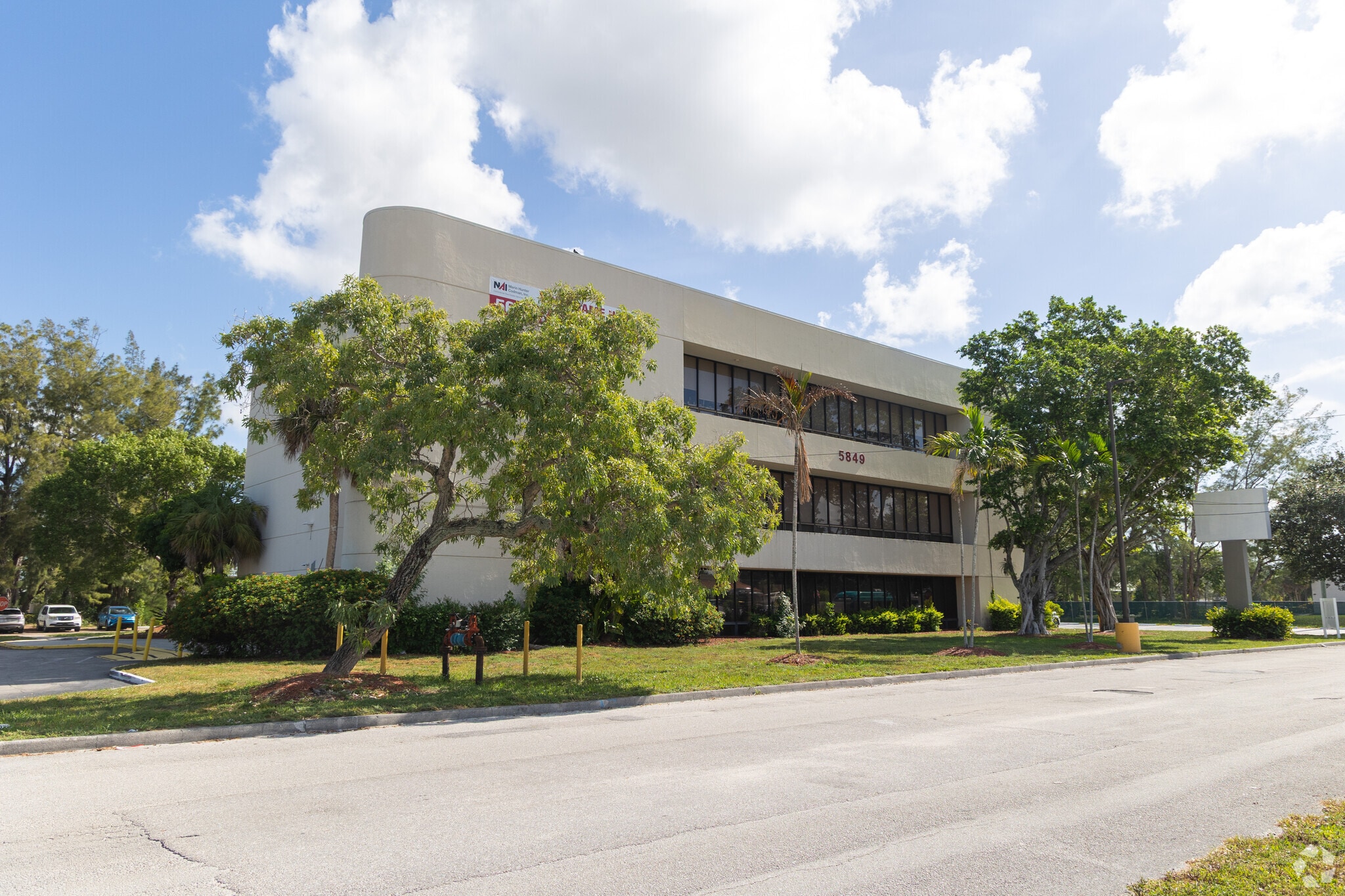 5849 Okeechobee Blvd, West Palm Beach, FL for Rent