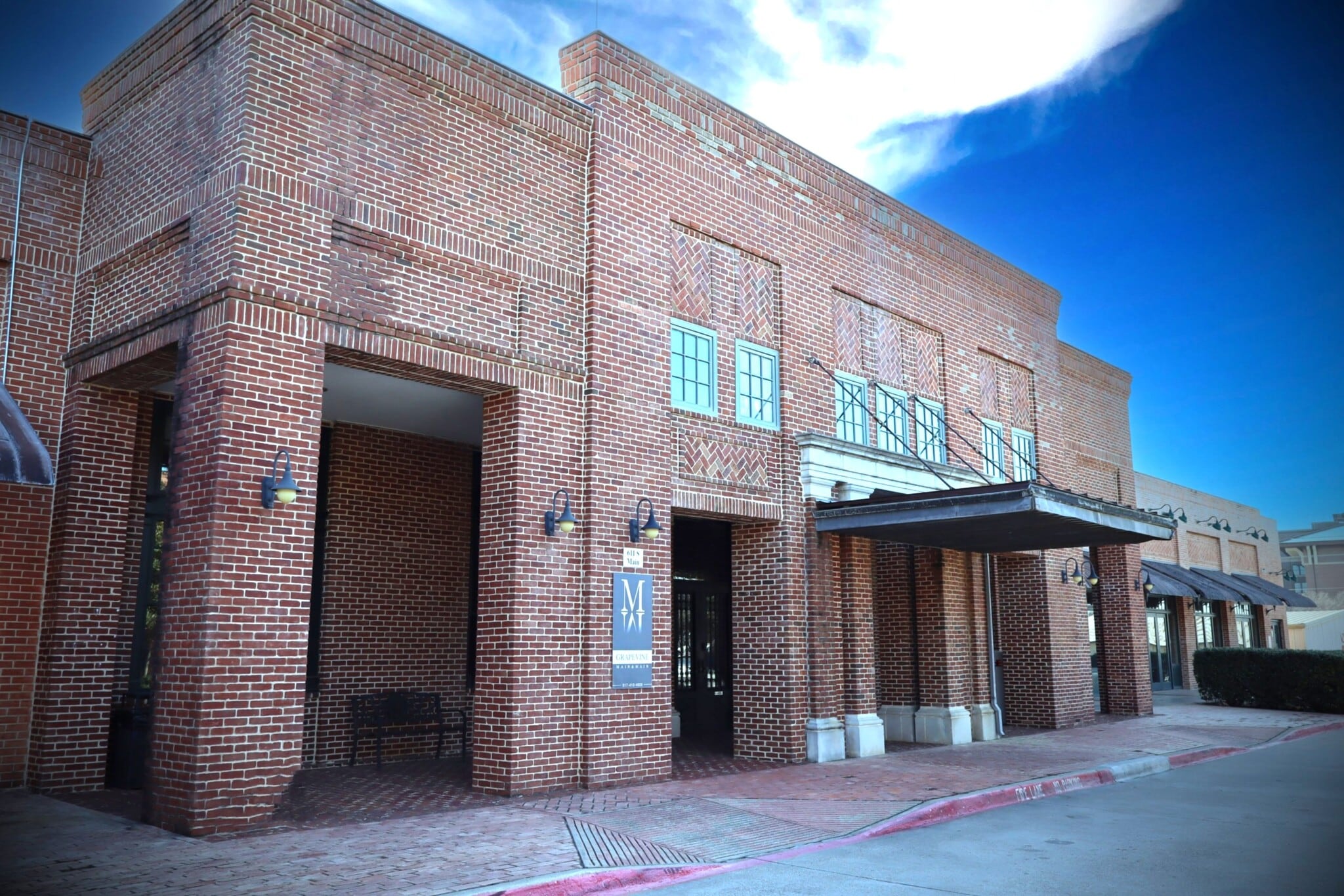 611 S Main St, Grapevine, TX for Rent
