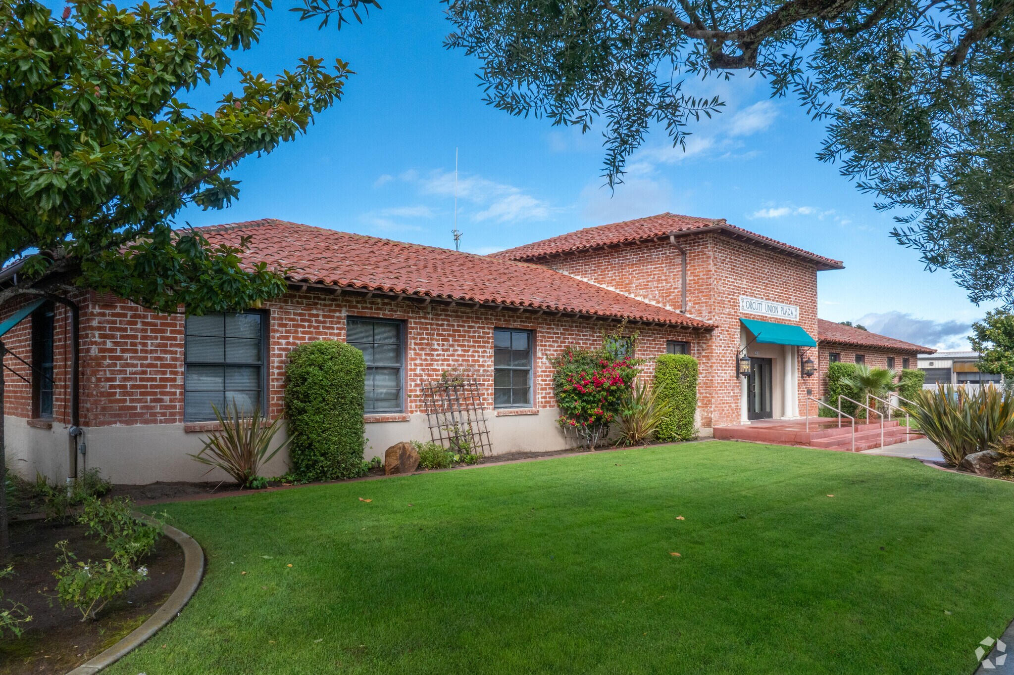 201 S Broadway St, Orcutt, CA for Rent