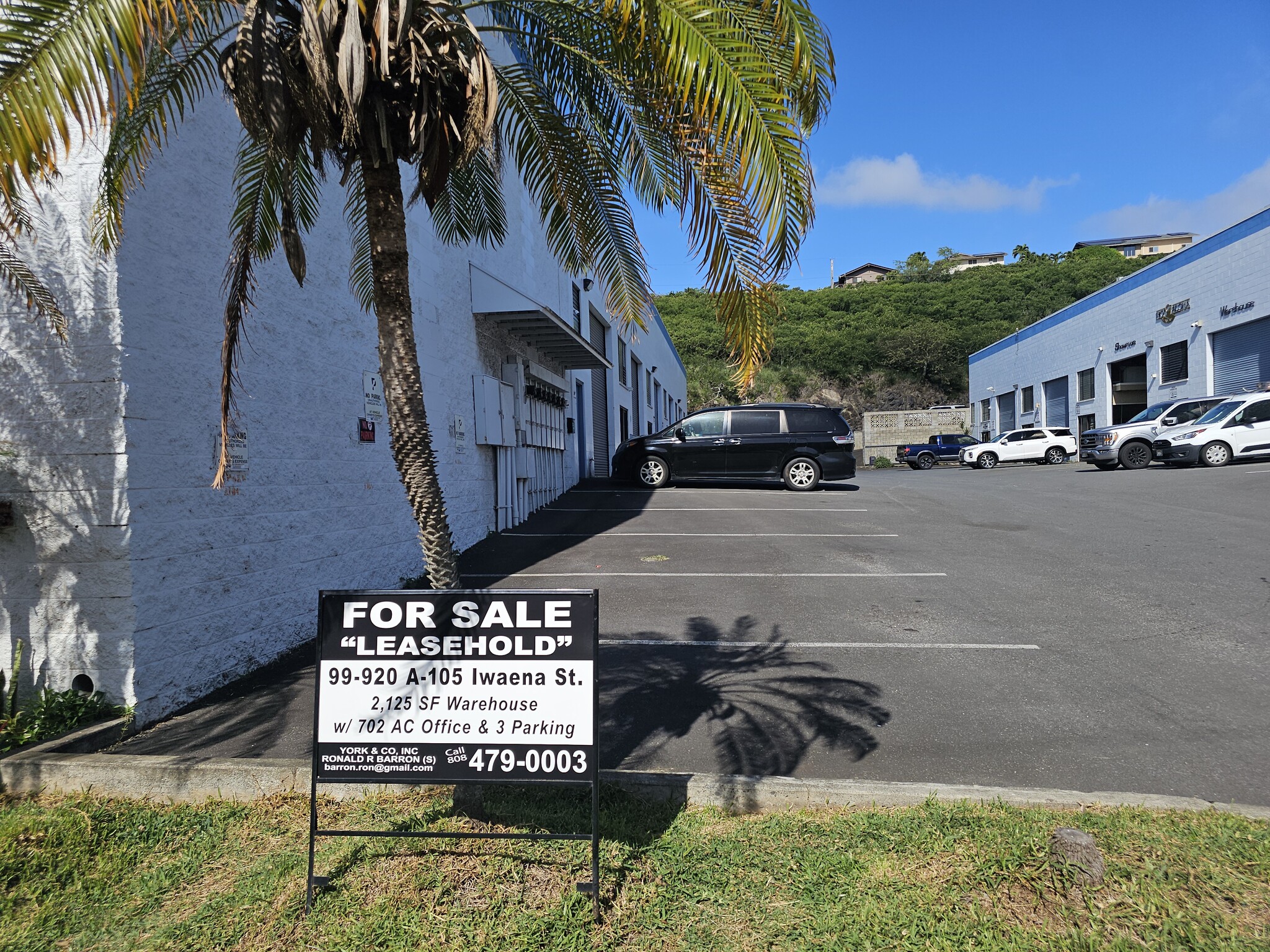 99-930 Iwaena St, Aiea, HI for Sale