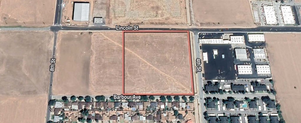 SWC Lincoln Street & 4th Street, Banning, CA for Sale