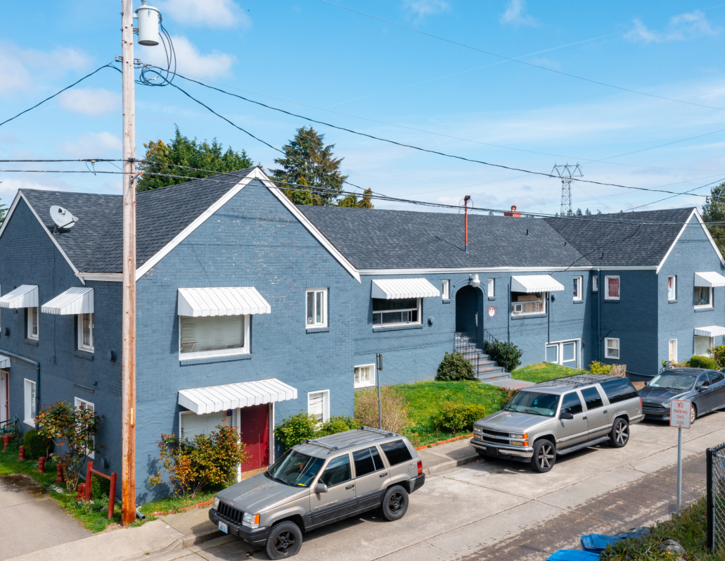 704 12th St, Bremerton, WA for Sale