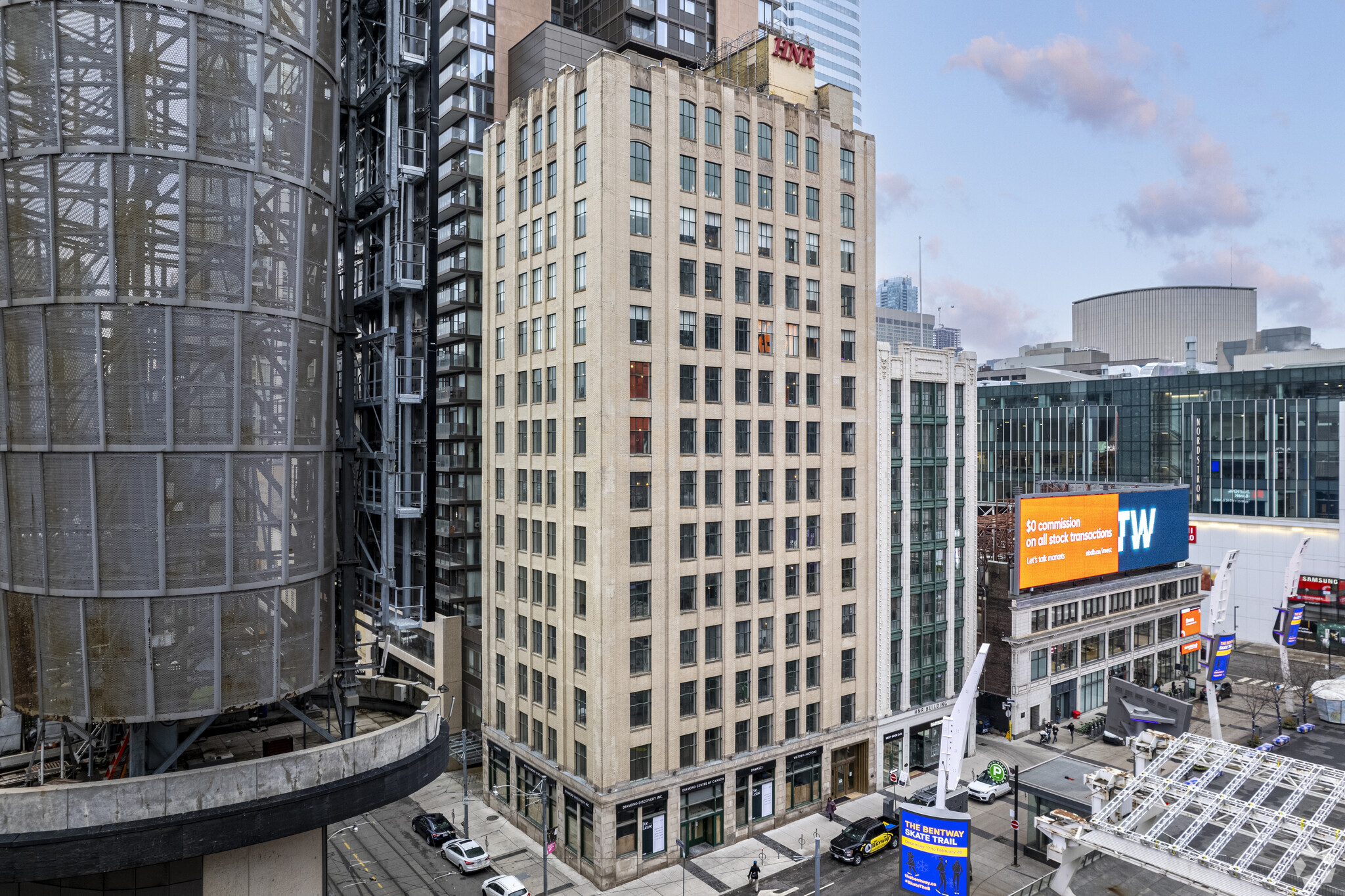 21 Dundas Sq, Toronto, ON for Rent