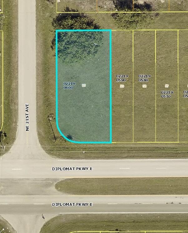 2101 Diplomat Pkwy E, Cape Coral, FL for Sale