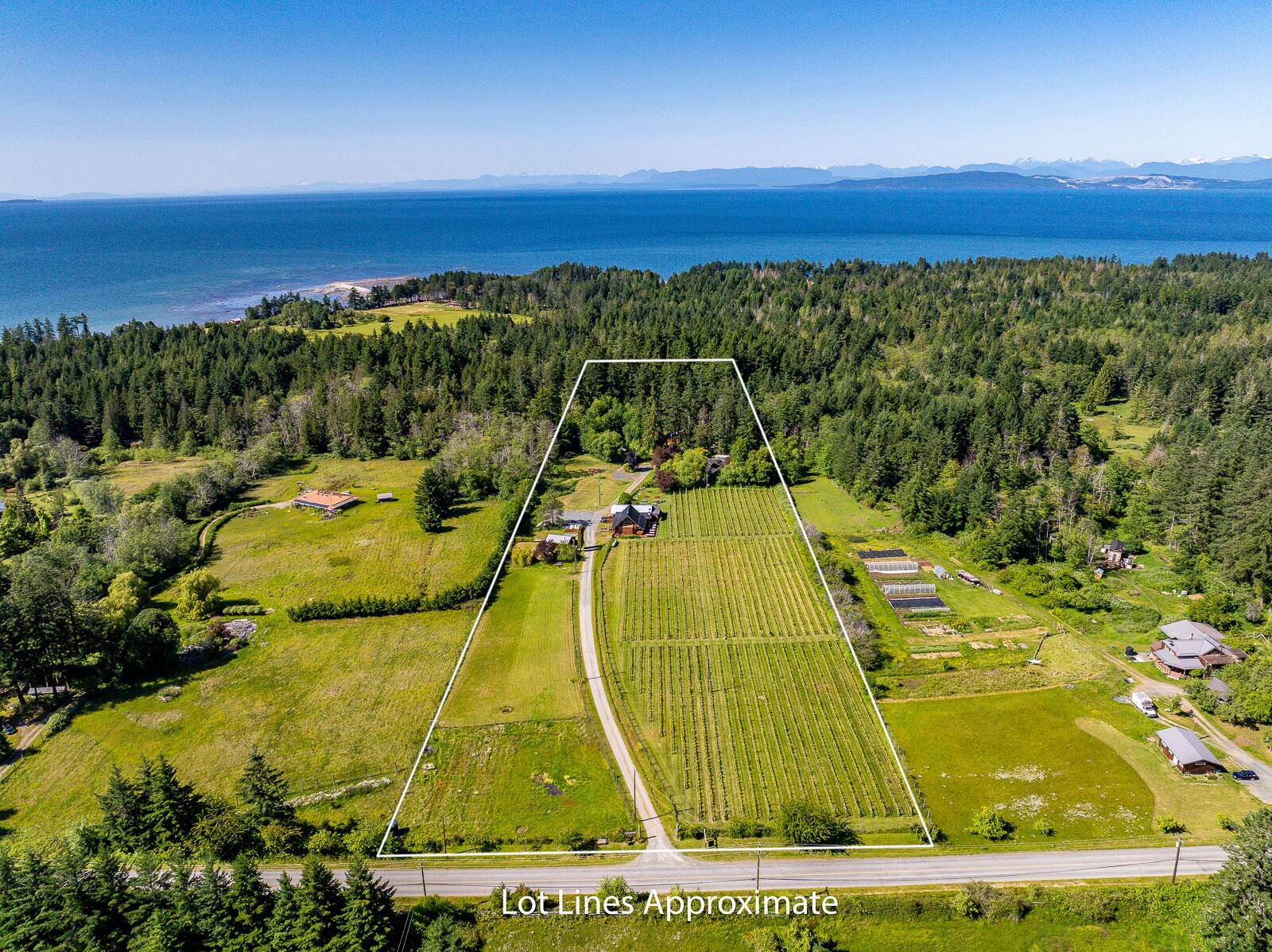1885 Central Rd, Hornby Island, BC for Sale