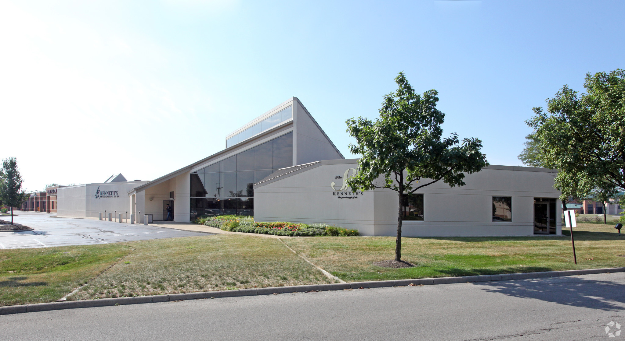 3610 Fishinger Blvd, Hilliard, OH for Sale