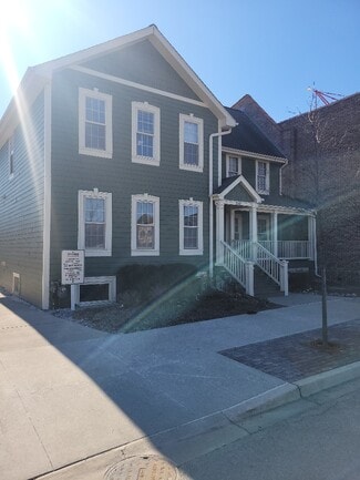 Wheaton, IL Office/Retail - 122 W Liberty Dr