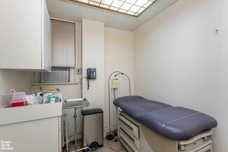 New York, NY Office - 5 E 84th St