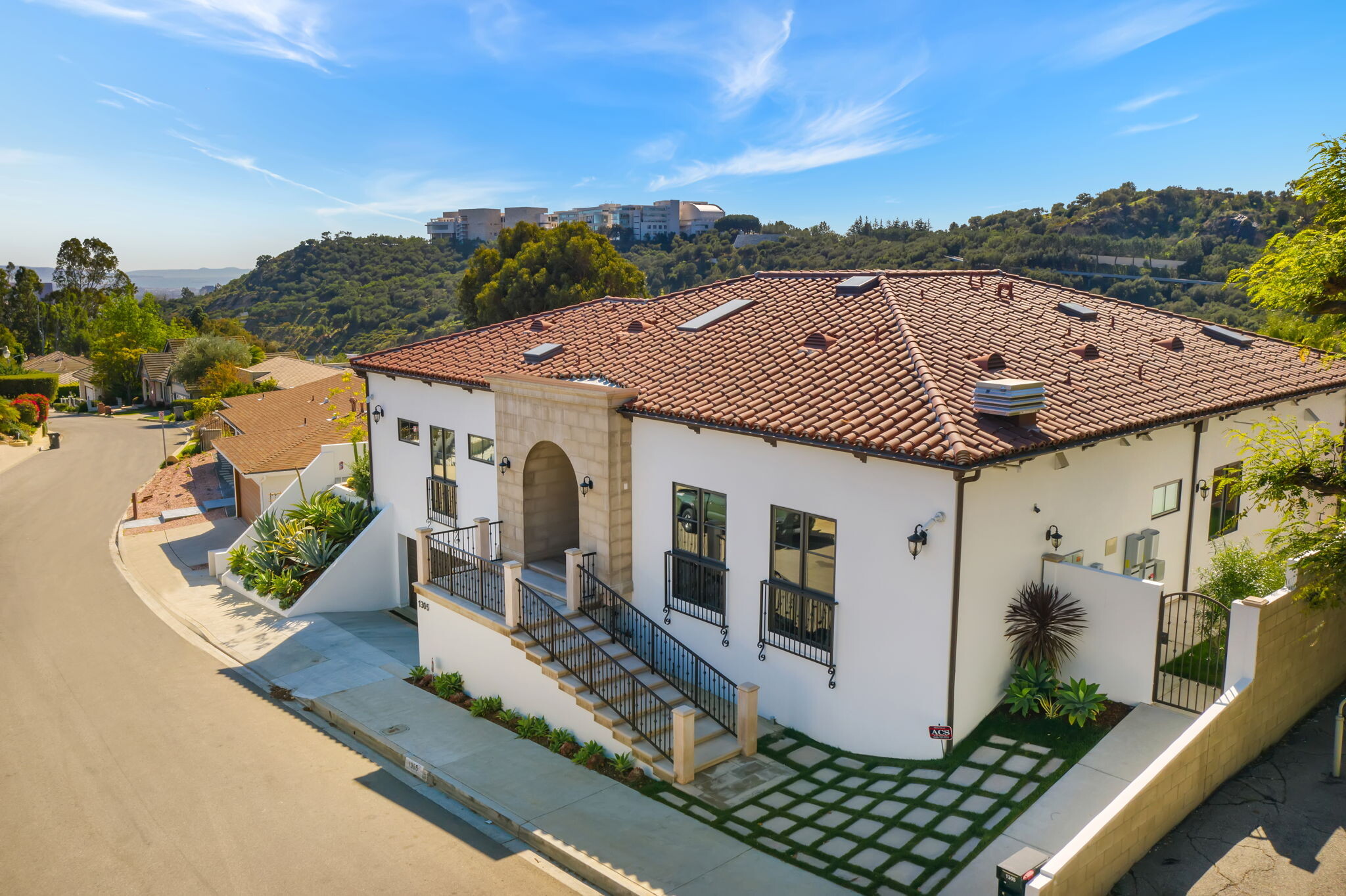 1305 Casiano Rd, Los Angeles, CA for Sale