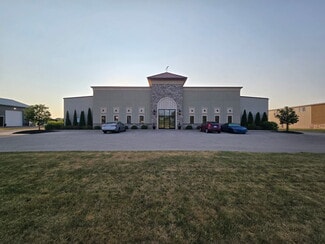 Elkhorn, WI Showroom - 1525 Country Club Pky