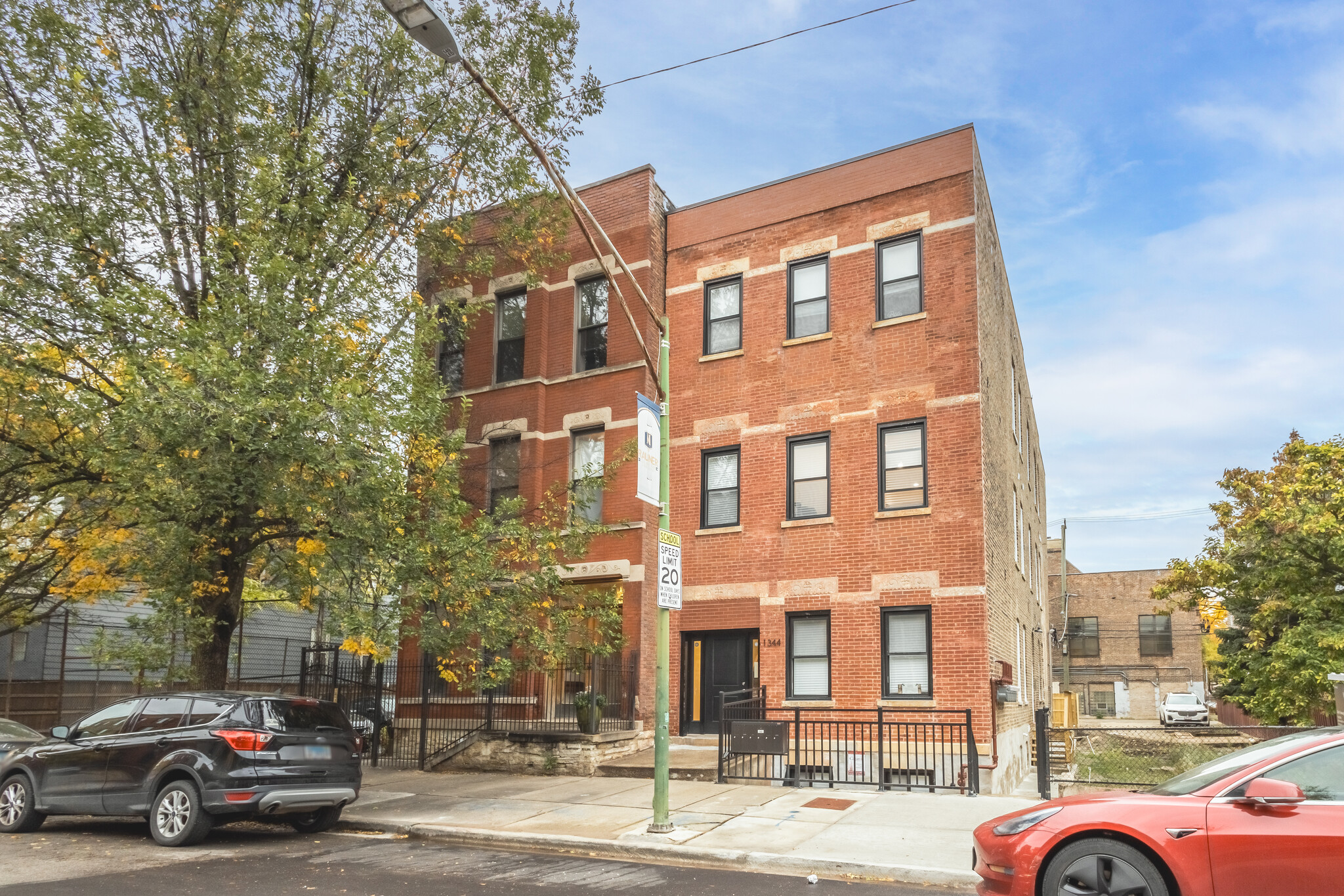 1342-1344 W Ohio St, Chicago, IL for Sale