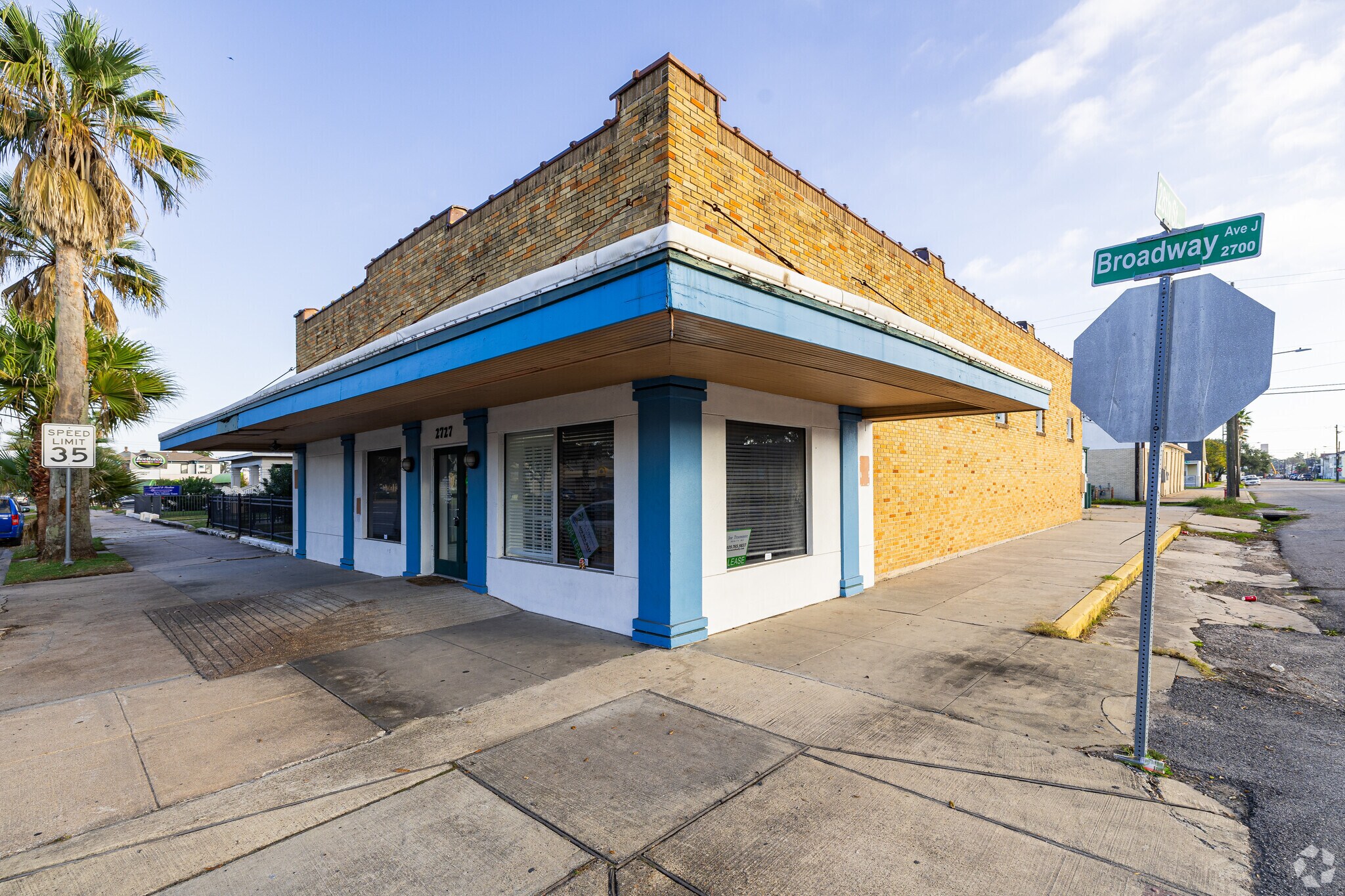 2727 Broadway St, Galveston, TX for Rent