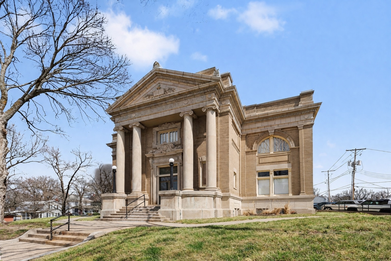 601 S 5th St, Leavenworth, KS for Sale