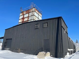 Oconto, WI Warehouse - 136 Huron Ave