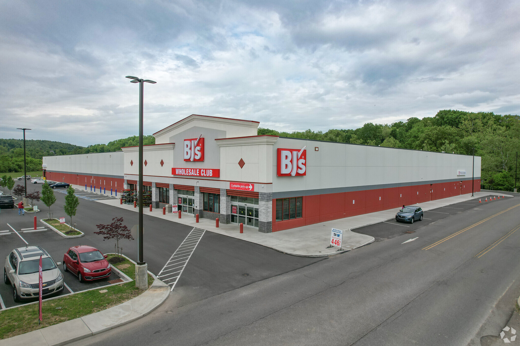 Power Center & Main St, Bridgeville, PA for Rent