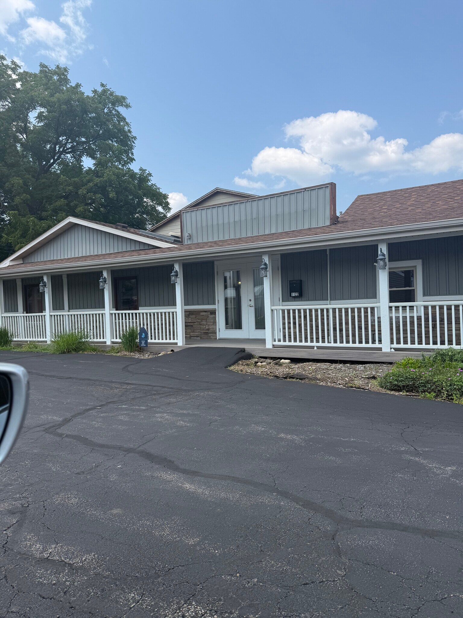 1122 Lincoln Hwy, Rochelle, IL for Rent