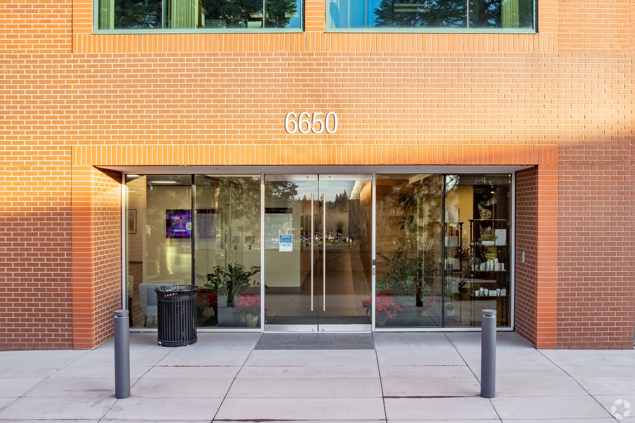 6650 SW Redwood Ln, Portland, OR for Rent