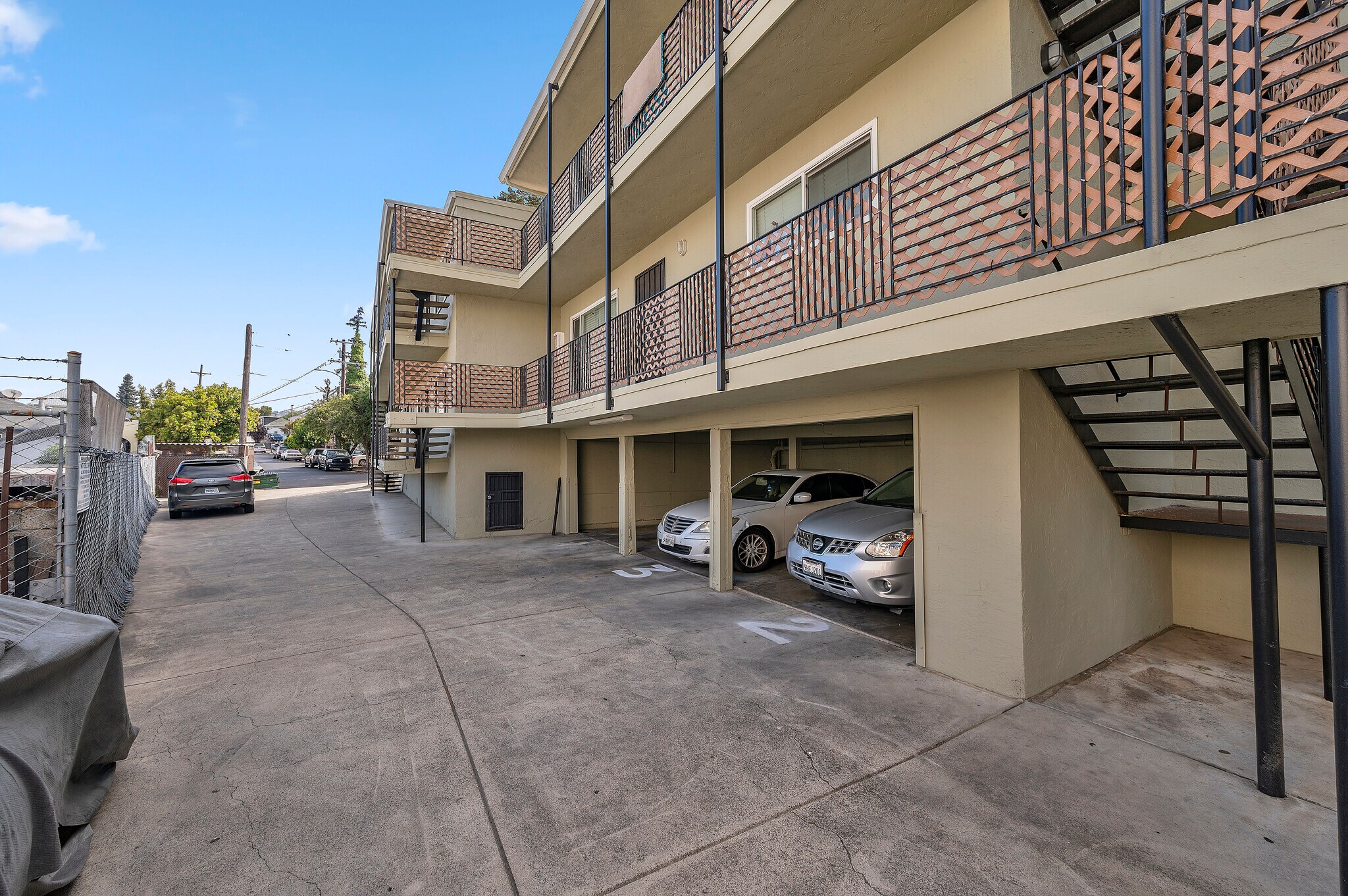 3227 Prentiss St, Oakland, CA for Sale