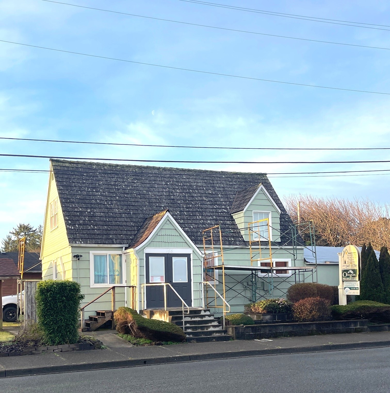 95 12th St, Bandon, OR for Sale