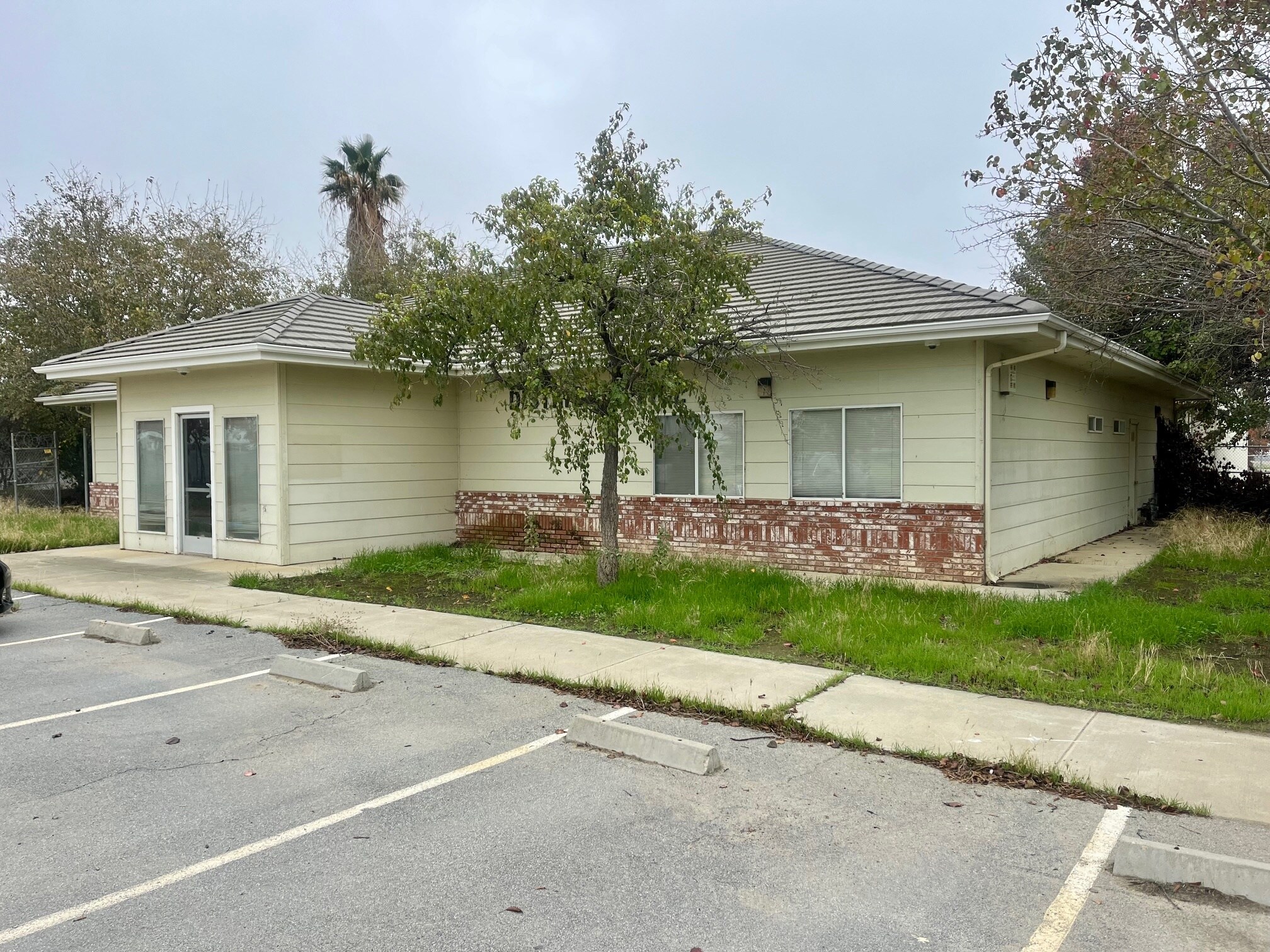 9800 Cody Ave, Coalinga, CA for Rent