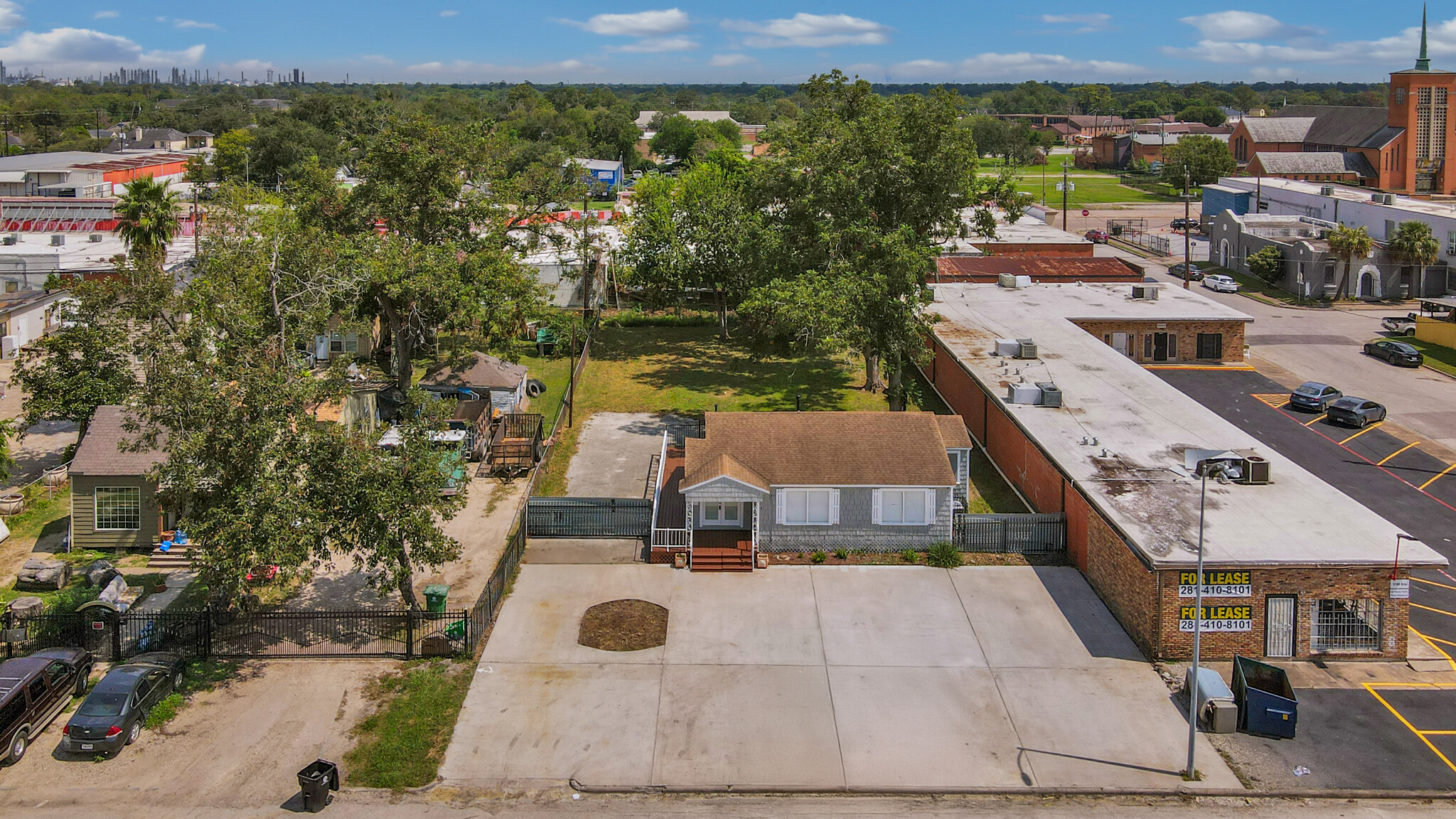 3743 Erie St, Houston, TX for Sale