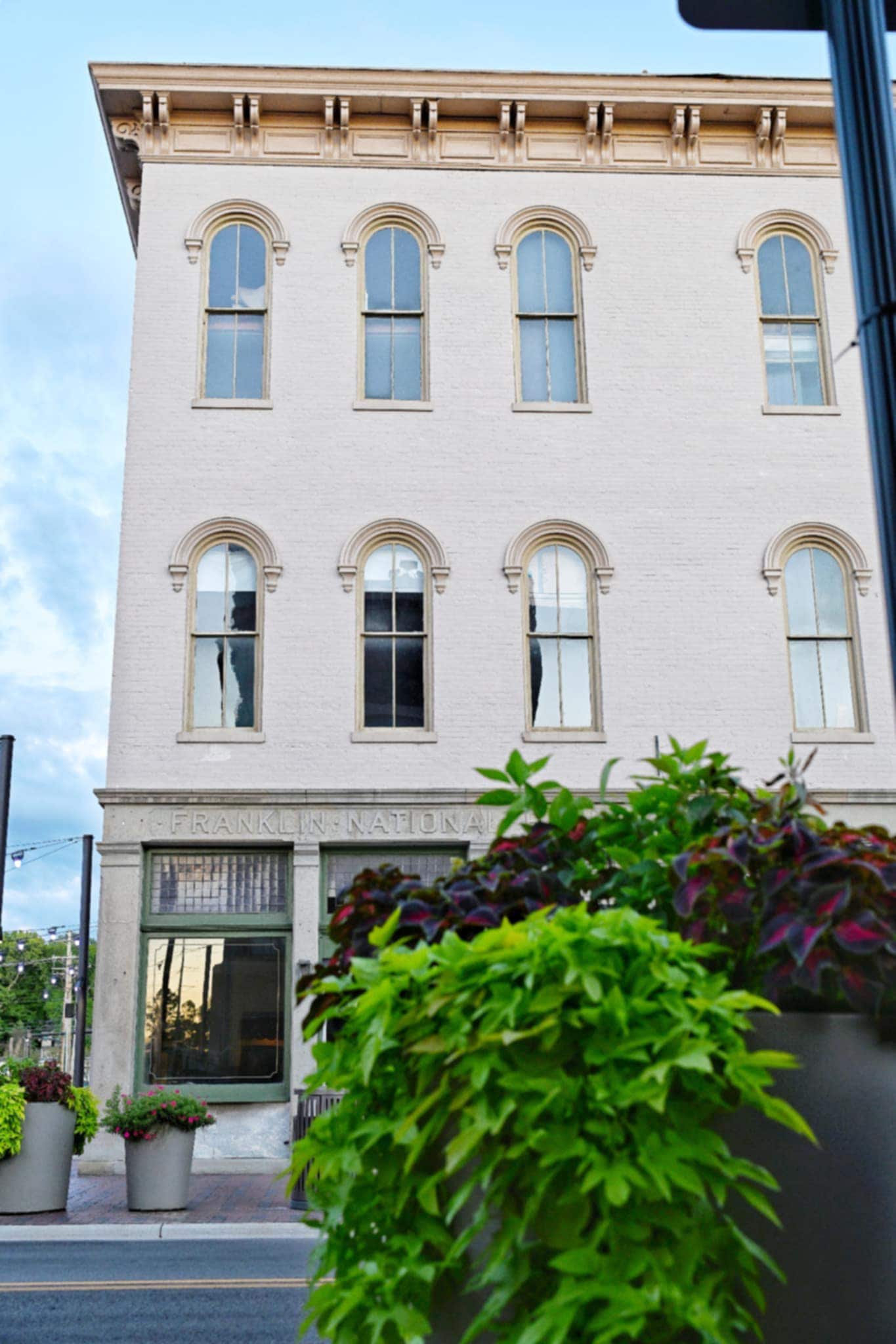 400-408 S Main St, Franklin, OH for Rent