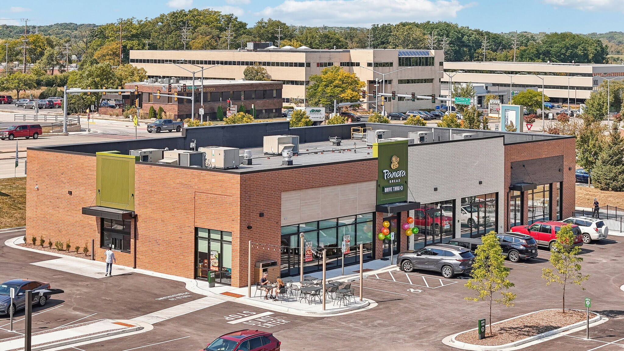 850-864 N Mayfair Rd, Wauwatosa, WI for Rent