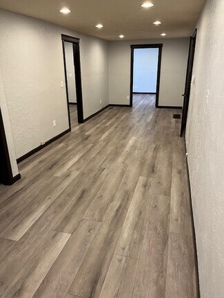 Wilsonville, OR Office/Medical - 30300 SW Parkway Ave