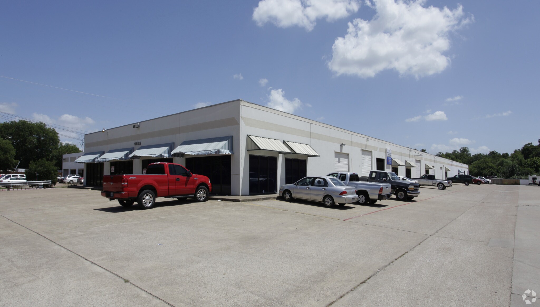 5532 Midway Rd, Haltom City, TX for Rent