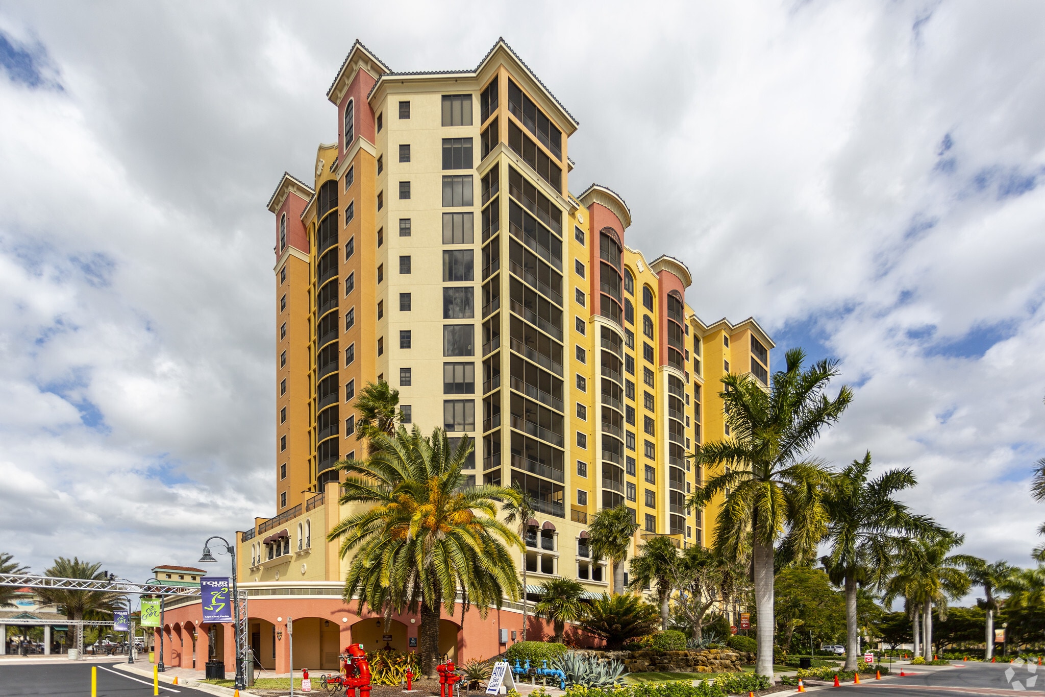 5781 Cape Harbour Dr, Cape Coral, FL for Rent