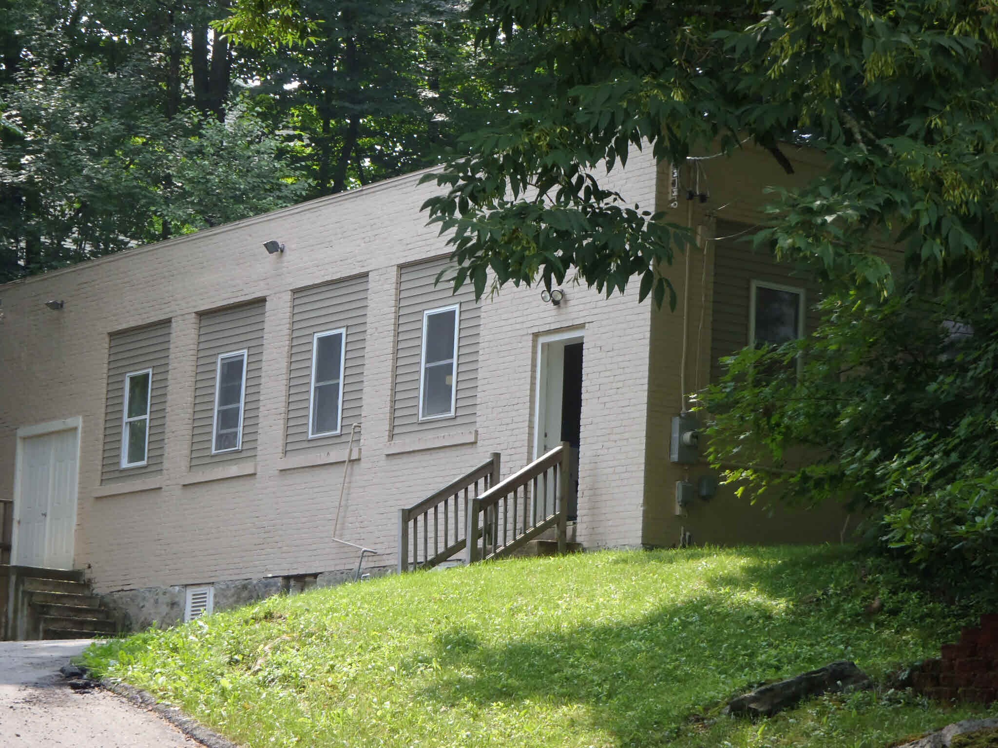 77 Hamilton Ave, Norwich, CT for Sale