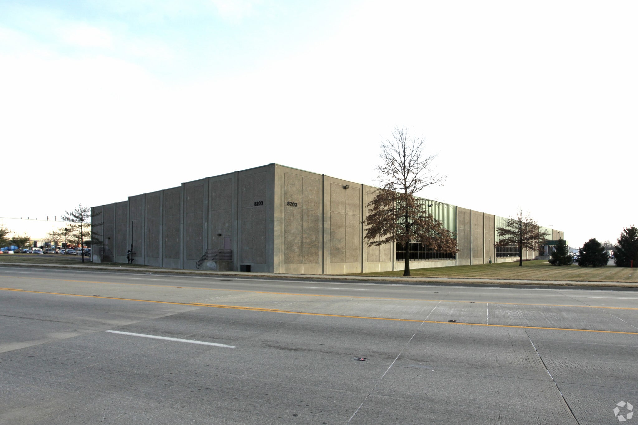 8203 National Tpke, Louisville, KY for Sale