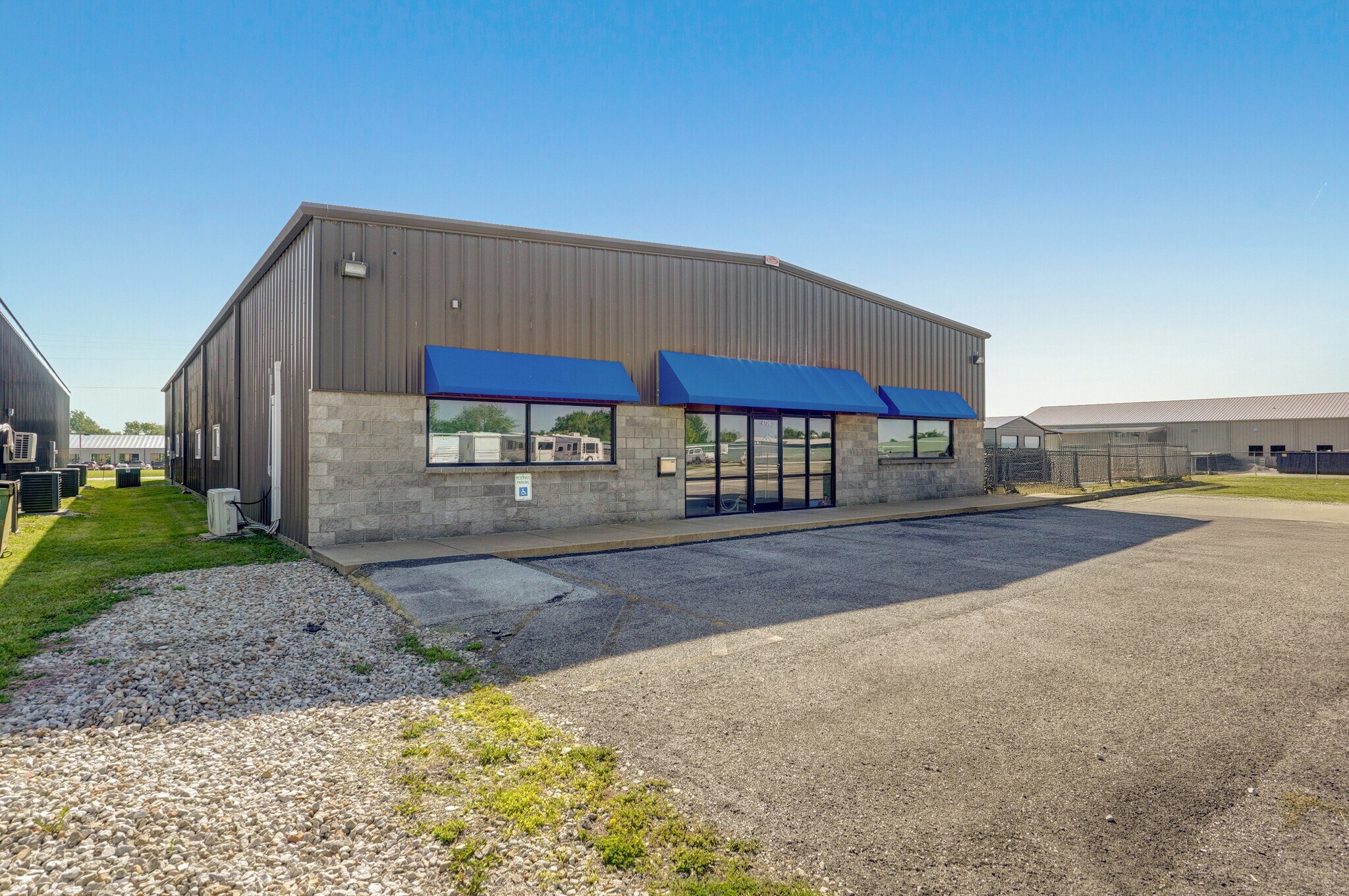 4736 S 131st Rd, Bolivar, MO for Sale