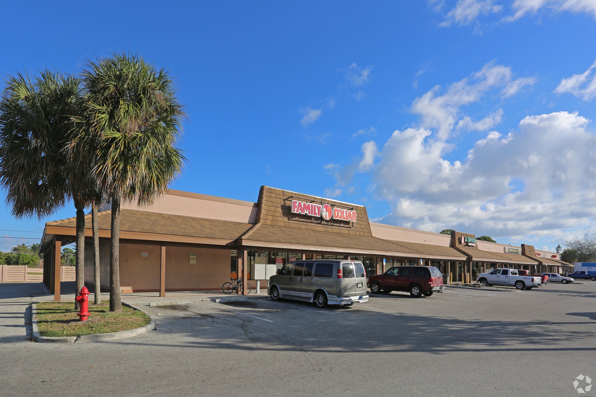 4911-4935 Southern Blvd, West Palm Beach, FL for Rent