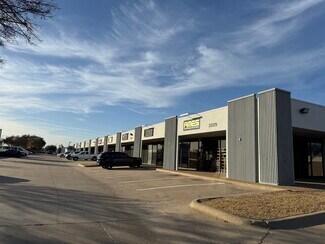 Arlington, TX Flex - 2211-2229 E Division St