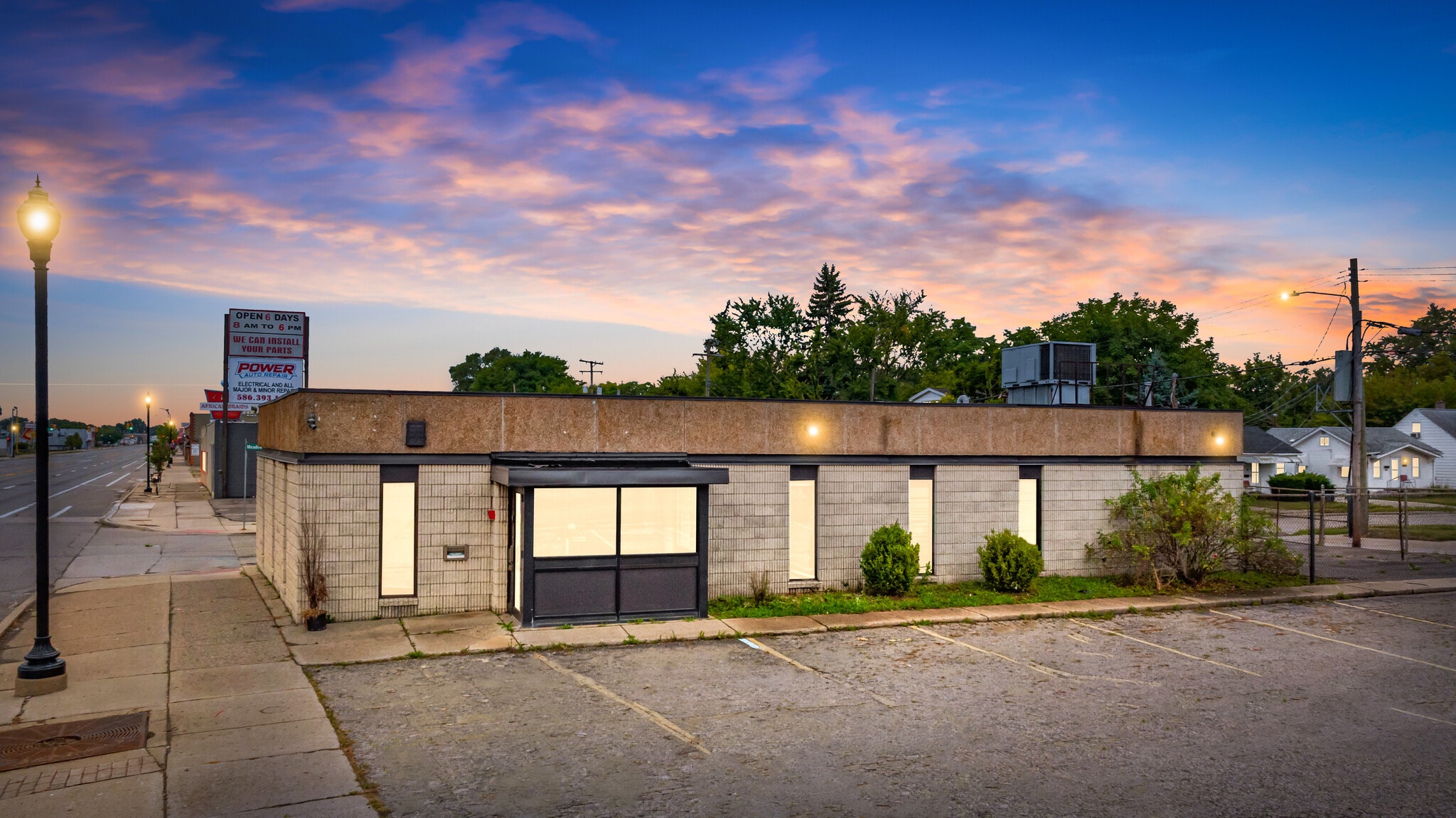 21511 Van Dyke Ave, Warren, MI for Sale