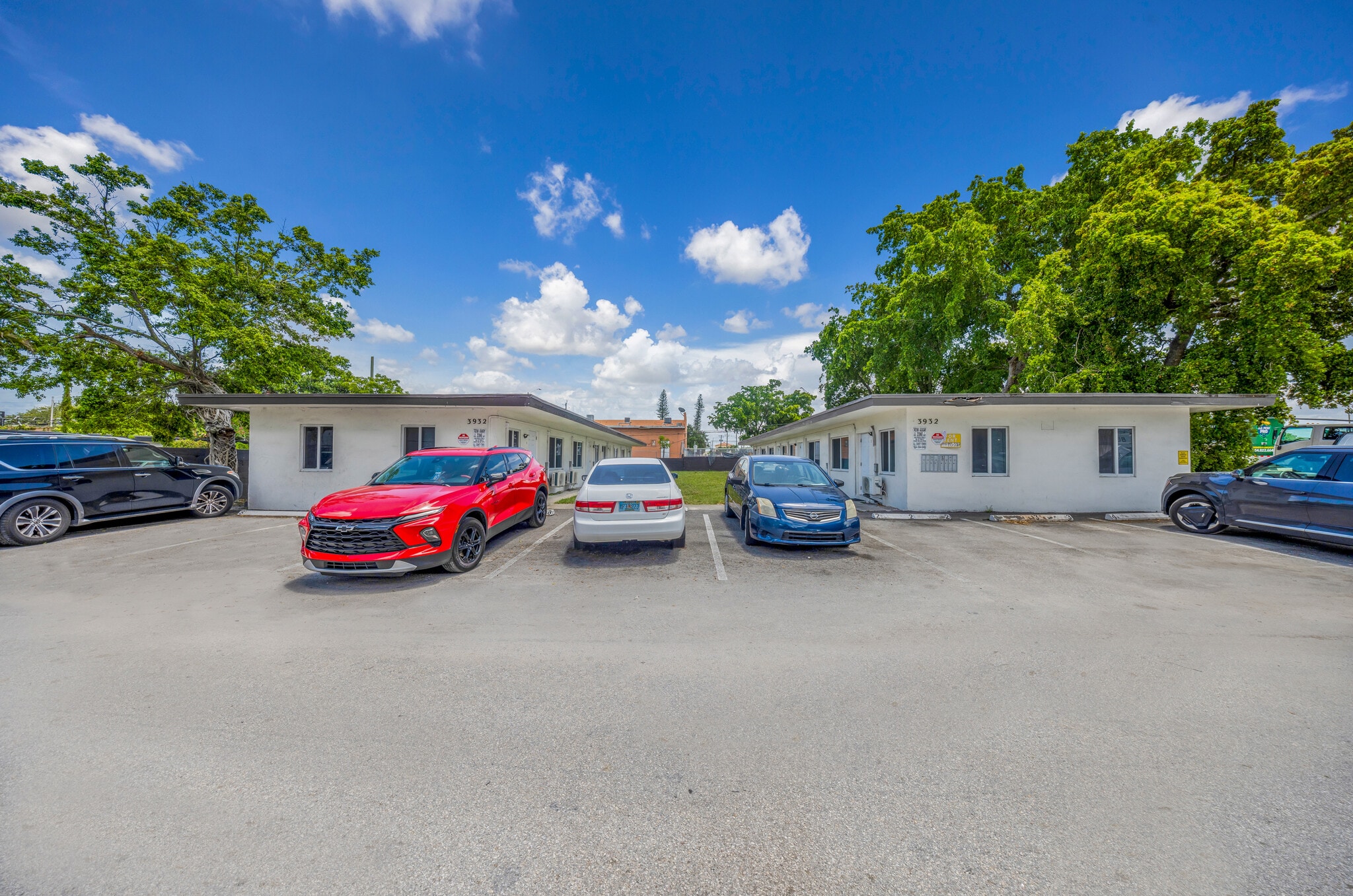 3932 SW 12th Pl, Fort Lauderdale, FL for Sale