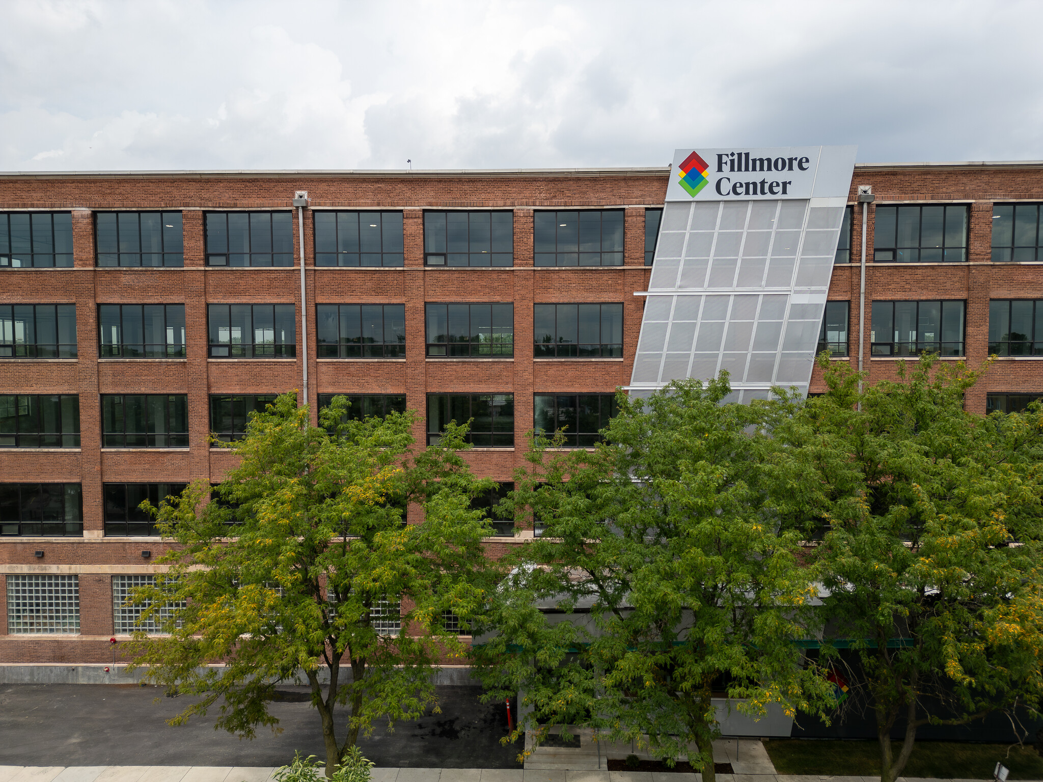 4100 W Fillmore St, Chicago, IL for Rent