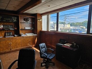 Mineola, NY Office, Industrial - 75 Windsor Ave