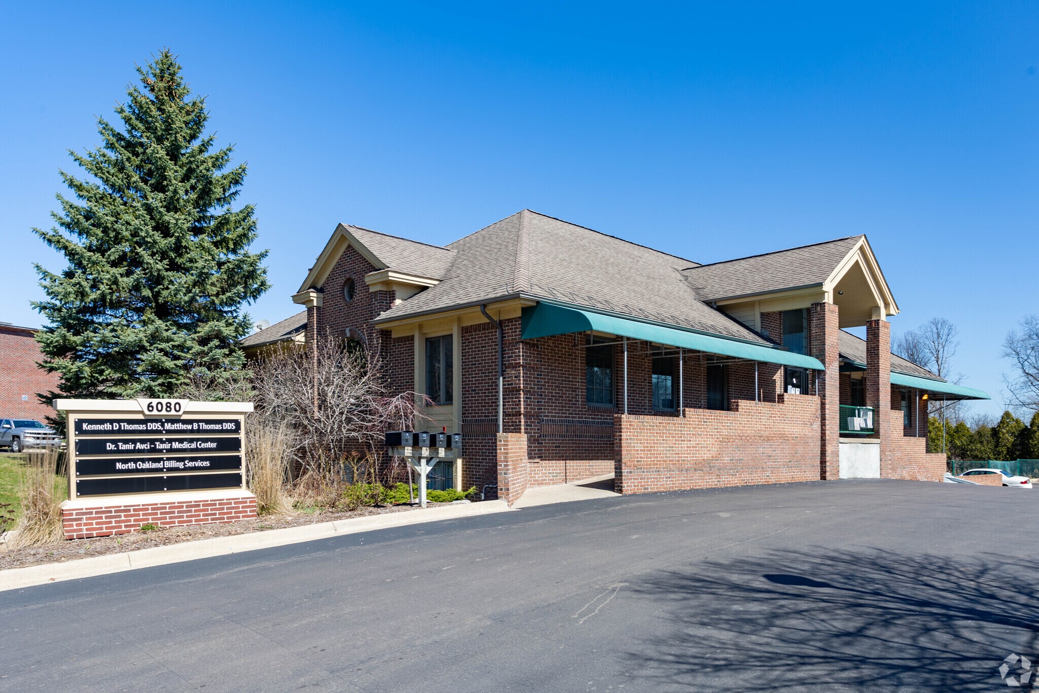 6080 Dixie Hwy, Independence Township, MI for Rent