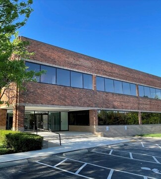 Ladue, MO Office - 121 Hunter Ave