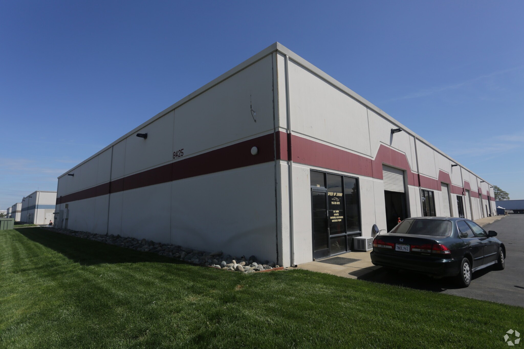 8425 Rovana Cir, Sacramento, CA for Rent