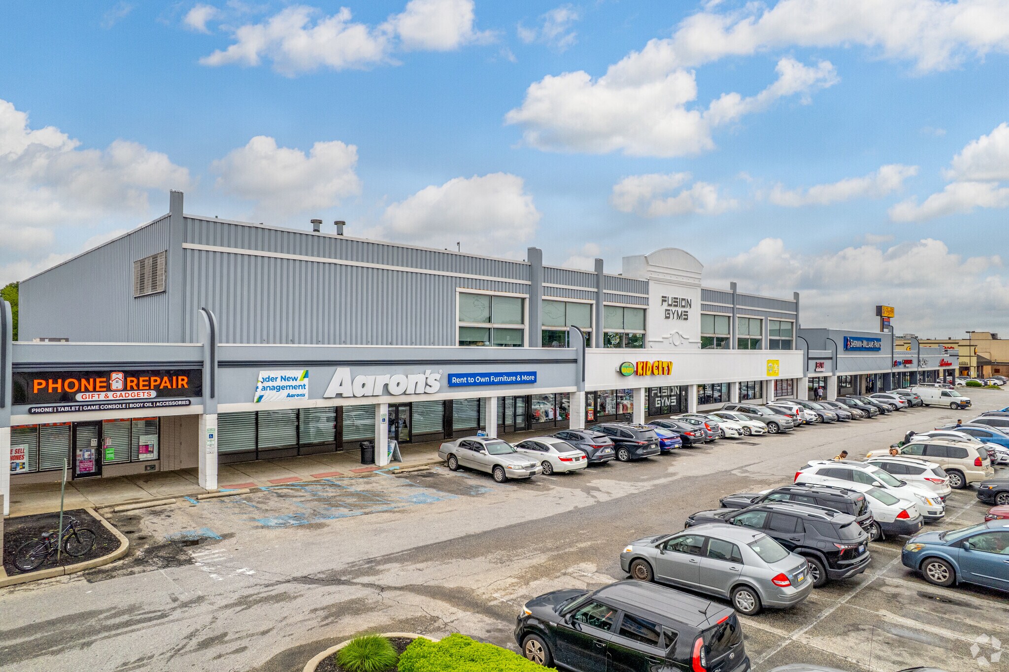 2419-2437 S 24th St, Philadelphia, PA for Rent