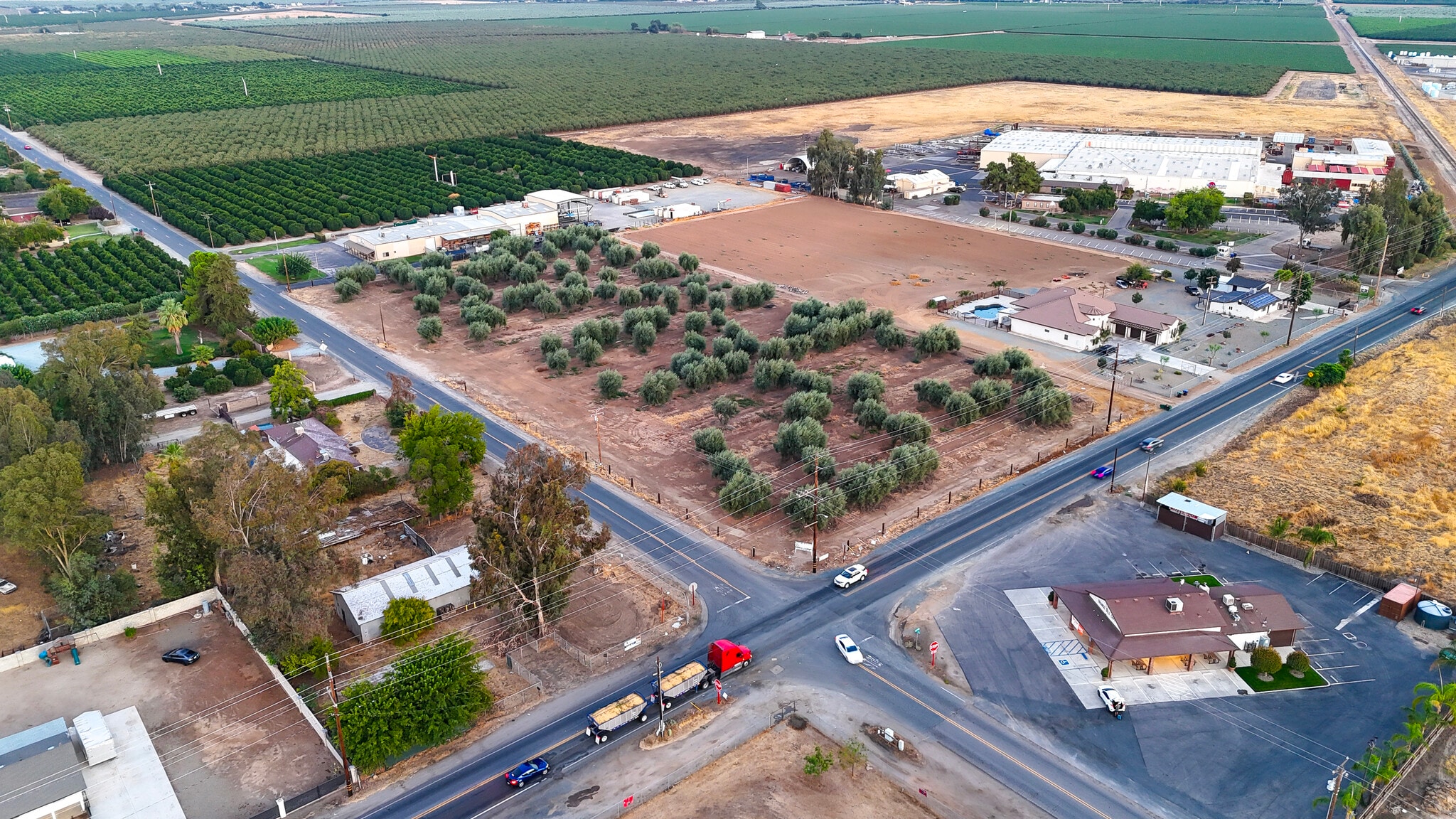 20440 20440 AVE 256, SE CORNER OF AVE 256 Ave, Exeter, CA for Sale
