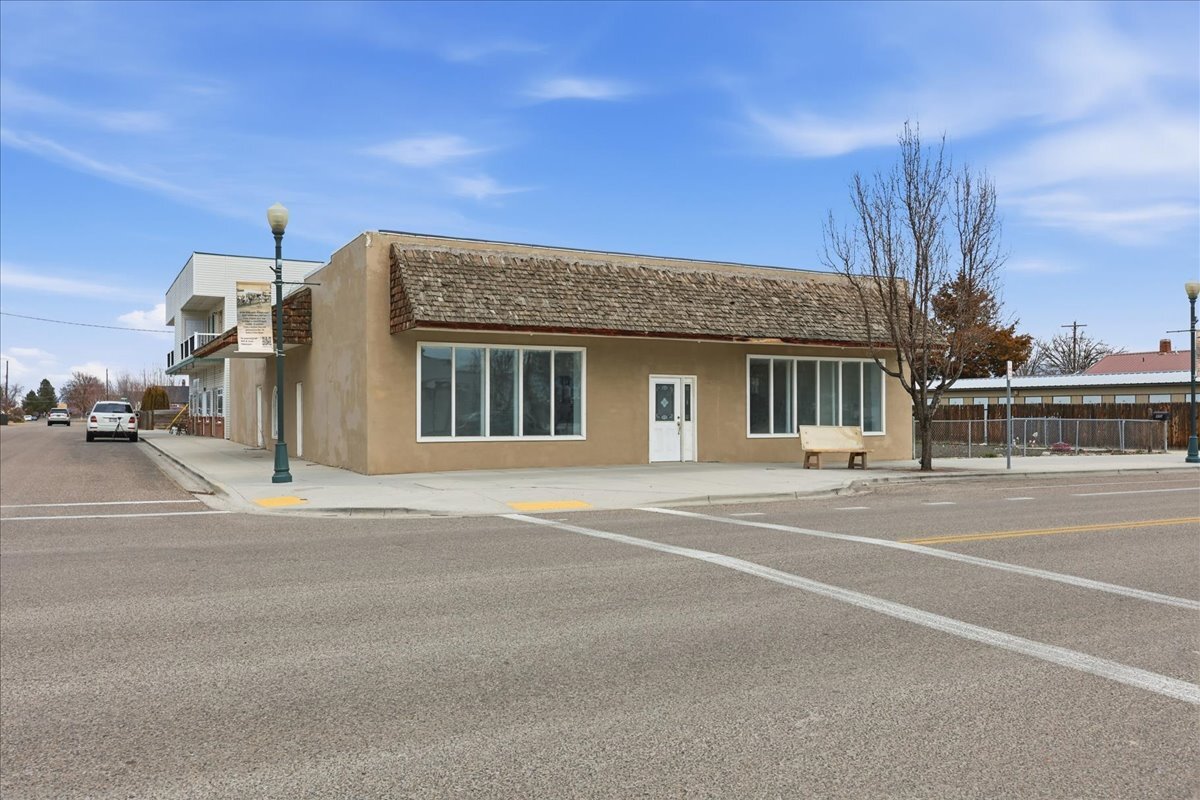 437 SW 3rd St, Fruitland, ID for Sale