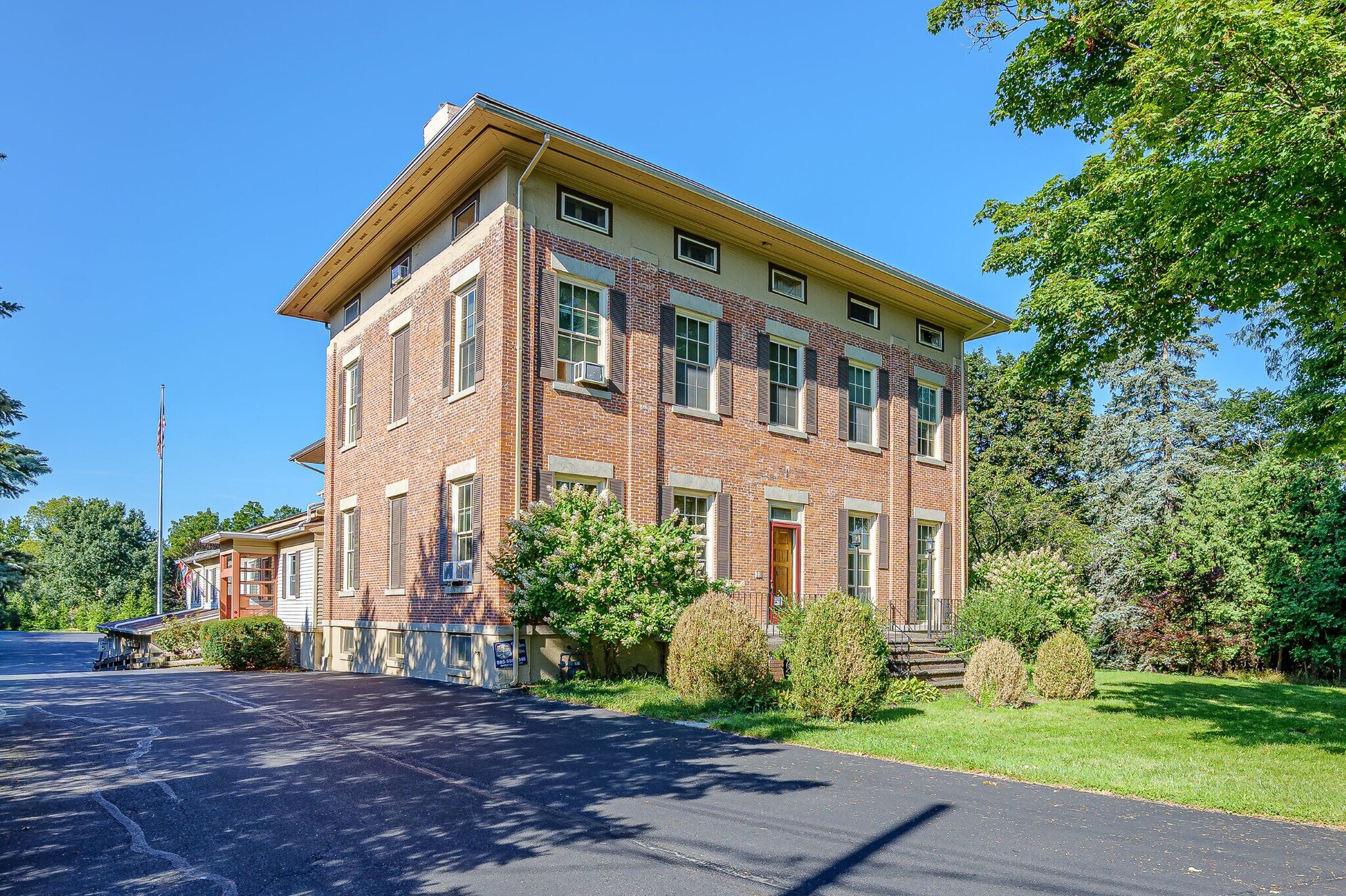 23 Ontario St, Honeoye Falls, NY for Sale